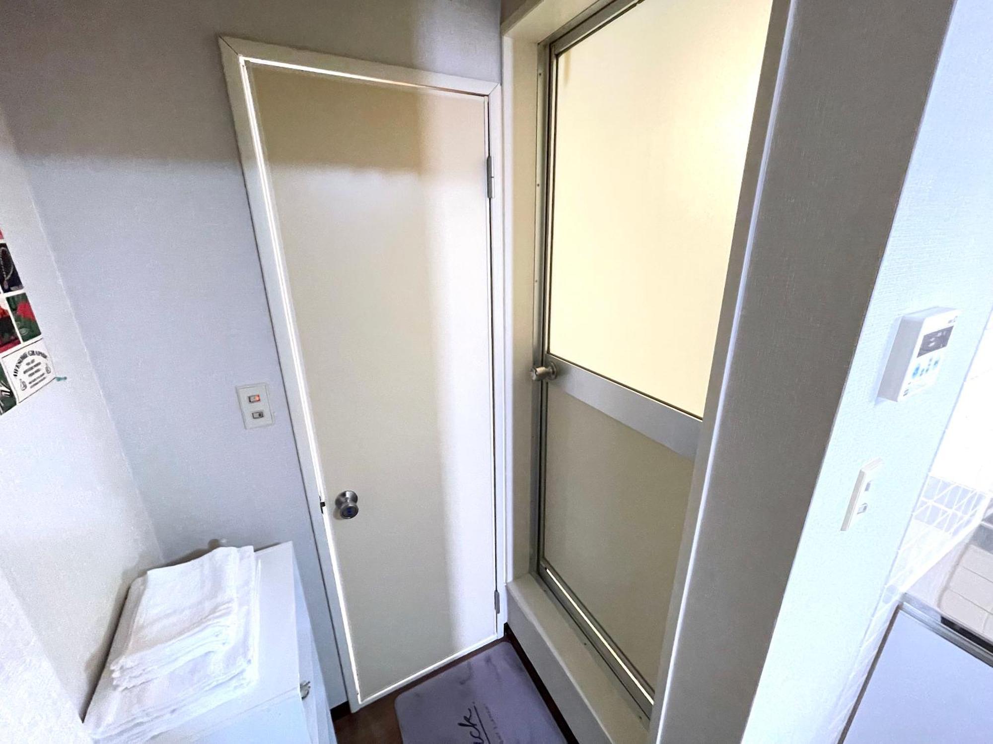 Gest Edoriver Airport Line Self Check In Apartment *